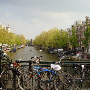 3 Tage Amsterdam im 4* Luxus Mövenpick-Hotel mit Shuttle & Wlan nur 90 € p.P. 3 Tage Amsterdam im 4* Luxus Mövenpick-Hotel mit Shuttle & Wlan nur 90 € p.P.