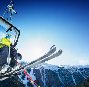 Skiurlaub im Allgäu: 4 Tage im 3* Hotel inkl. Halbpension & Skipass ab 149 € Skiurlaub im Allgäu: 4 Tage im 3* Hotel inkl. Halbpension & Skipass ab 149 €