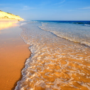 Lastminute: 7 Tage Costa Verde im 3* Hotel inkl. Frühstück, Transfer, Flug & Zug z. Flug für nur 221 € Lastminute: 7 Tage Costa Verde im 3* Hotel inkl. Frühstück, Transfer, Flug & Zug z. Flug für nur 221 €