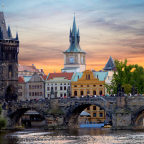 Wochenende im Sommer in Prag: 3 Tage im 4* Hotel inkl. Frühstück nur 30€