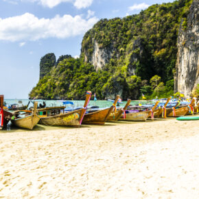 13 Tage Phuket inkl. Frühstück, gutes 3* Hotel & Flug nur 630 € 13 Tage Phuket inkl. Frühstück, gutes 3* Hotel & Flug nur 630 €