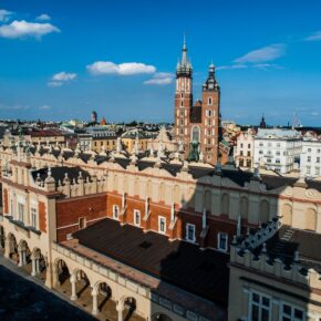 Wochenende in Krakau: 4 Tage mit zentraler TOP 4* Junior Suite & Flug nur 72€ Wochenende in Krakau: 4 Tage mit zentraler TOP 4* Junior Suite & Flug nur 72€
