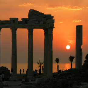 1 Woche Türkei im 4.5* Hotel mit All Inclusive nur 221 € 1 Woche Türkei im 4.5* Hotel mit All Inclusive nur 221 €