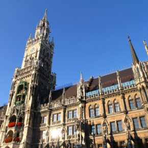 Andreas Gabalier in München: 2 Tage im 4* Hotel inkl. Frühstück & Konzerteintritt nur 99€ Andreas Gabalier in München: 2 Tage im 4* Hotel inkl. Frühstück & Konzerteintritt nur 99€