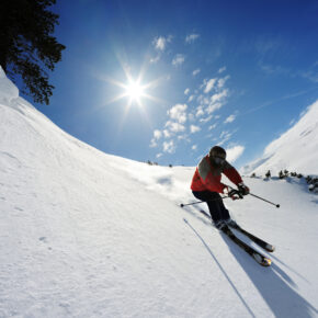 3 Tage Winterurlaub im 4* Alpenhotel Innsbruck inkl. Skipass ab 139 € 3 Tage Winterurlaub im 4* Alpenhotel Innsbruck inkl. Skipass ab 139 €