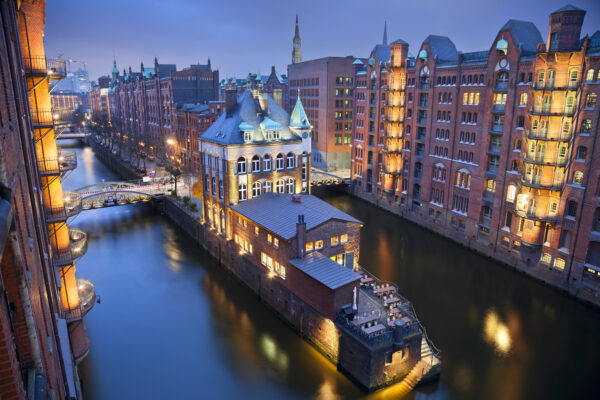 2 Tage Luxus Städtetrip nach Hamburg im TOP 5* Hotel inkl. Frühstück ... 2 Tage Luxus Städtetrip nach Hamburg im TOP 5* Hotel inkl. Frühstück ...
