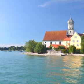 3 Tage Wellness am Bodensee im 4* Hotel inkl. Frühstück, 4-Gänge Menü & Extras ab 119€ 3 Tage Wellness am Bodensee im 4* Hotel inkl. Frühstück, 4-Gänge Menü & Extras ab 119€