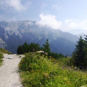 Auszeit im Zillertal: 3 Tage im TOP 4* Hotel mit Frühstück & Wellness ab 89€ Auszeit im Zillertal: 3 Tage im TOP 4* Hotel mit Frühstück & Wellness ab 89€