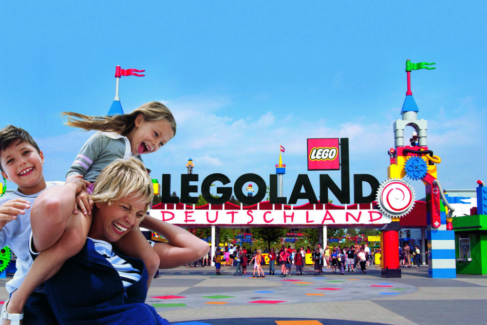 Legoland Parkeingang Familie