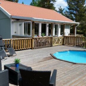 1 Woche Schweden im Ferienhaus mit eigenem Pool nur 82 € 1 Woche Schweden im Ferienhaus mit eigenem Pool nur 82 €