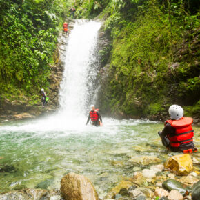 Rafting in Chiemgau: 3 Tage im TOP 4* Hotel mit Frühstück, Rafting-Tour & Sauna ab 99€ Rafting in Chiemgau: 3 Tage im TOP 4* Hotel mit Frühstück, Rafting-Tour & Sauna ab 99€