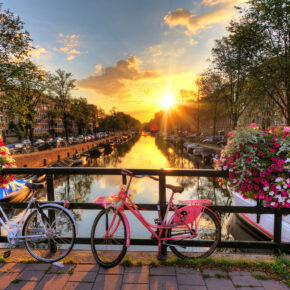 Wochenende: 2 Tage Kurztrip nach Amsterdam mit TOP 4* Hotel für 29€ Wochenende: 2 Tage Kurztrip nach Amsterdam mit TOP 4* Hotel für 29€