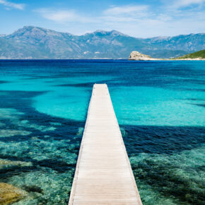 Korsika im Sommer: 8 Tage mit eigenem Ferienhaus & Flug nur 184€