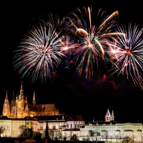 Silvester in Prag nur 79 € im 4* Hotel mit Frühstück Silvester in Prag nur 79 € im 4* Hotel mit Frühstück