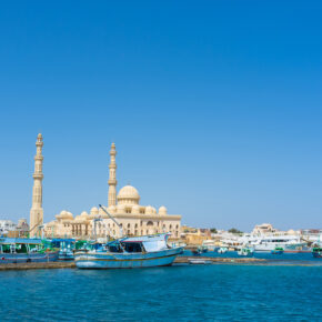 Ägypten: 14 Tage Hurghada im 4* All Inclusive Hotel mit Flug, Transfer & Zug nur 447€