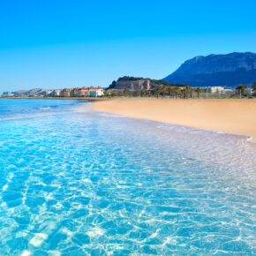 Türkisblaues Meer an der Costa Blanca: 8 Tage in Alicante mit eigener Unterkunft & Flug nur 125€