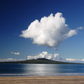 Auckland Takapuna Beach