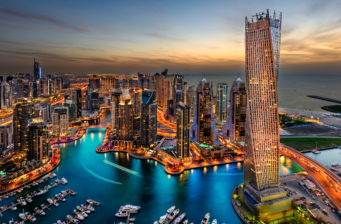 Ab nach Dubai: Direkte Oneway Flüge in die Wüstenmetropole nur 179,99€