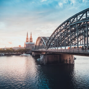 24 Stunden Sale: 3 Tage übers Wochenende in Köln im luxeriösen 5* Hotel inkl. Frühstück nur 99€ 24 Stunden Sale: 3 Tage übers Wochenende in Köln im luxeriösen 5* Hotel inkl. Frühstück nur 99€