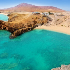 Traumhafte Kanaren: 8 Tage auf Lanzarote inkl. gutem 3* Hotel & Flug nur 256€