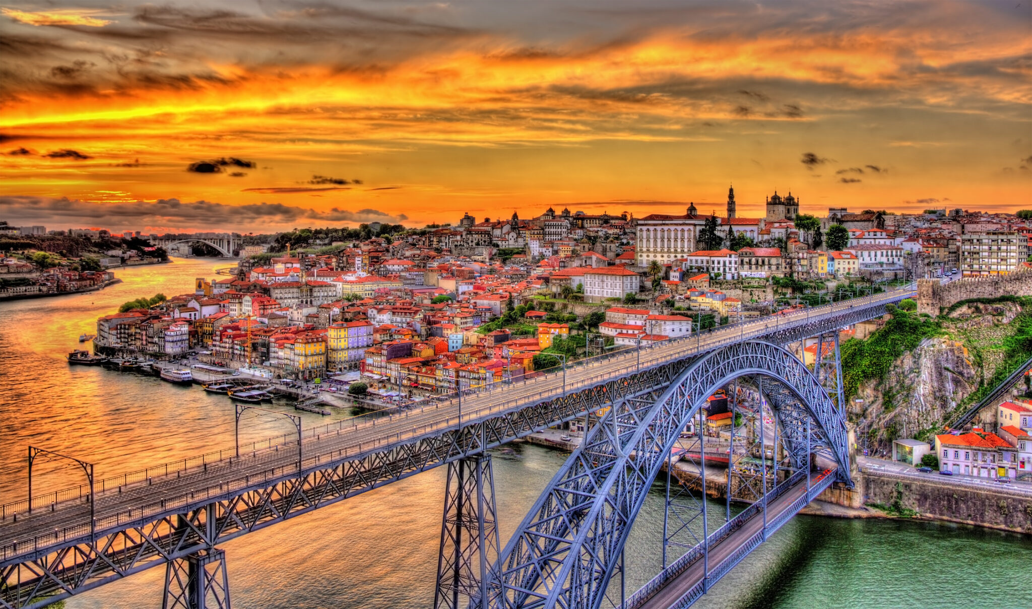 Португалия. Опорто Португалия. Город Порто. Знаменитый мост в Португалии. Порту Португалия центр города.