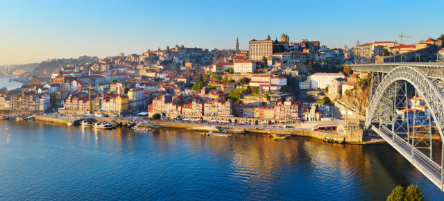 Porto Kurztrip: 4 Tage im sehr guten 5* Hotel mit Frühstück, Schifffahrt auf dem Douro, Flug & weiteren Extras nur 234€
