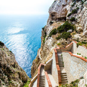 Sardinien Lastminute: 7 Tage im TOP 4* Hotel mit All Inclusive, Flug & Zug nur 357€ Sardinien Lastminute: 7 Tage im TOP 4* Hotel mit All Inclusive, Flug & Zug nur 357€