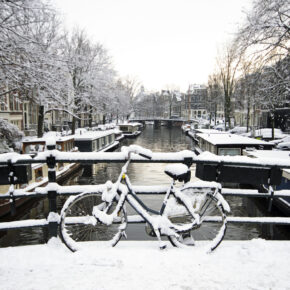 Traum-Wochenende in Amsterdam: 2 Tage im 4* Hotel mit Skybar ab 91€ Traum-Wochenende in Amsterdam: 2 Tage im 4* Hotel mit Skybar ab 91€