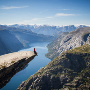 Von Oslo nach Bergen: 5 Tage Städtetrips & Zugfahrt inkl. Hotels, Frühstück, Fjord-Kreuzfahrt & Flug ab 409€ Von Oslo nach Bergen: 5 Tage Städtetrips & Zugfahrt inkl. Hotels, Frühstück, Fjord-Kreuzfahrt & Flug ab 409€