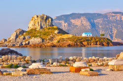 Griechenland: 10 Tage All Inclusive auf Kos im 4* Strandhotel mit Flug & Transfer nur 653€