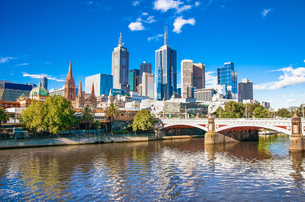 Australien Melbourne Brücke Tag Skyline