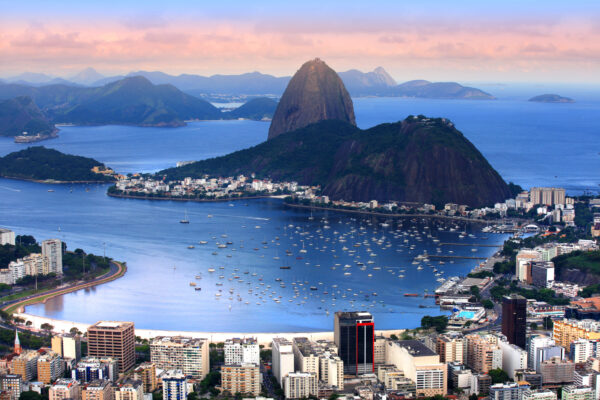 Brasilien Stadt Rio Vogelperspektive Berg