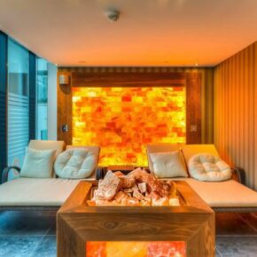 Wellness mit den Liebsten am Wochenende: 3 Tage in Tirol im 4* Hotel inkl. Halbpension nur 99€ Wellness mit den Liebsten am Wochenende: 3 Tage in Tirol im 4* Hotel inkl. Halbpension nur 99€