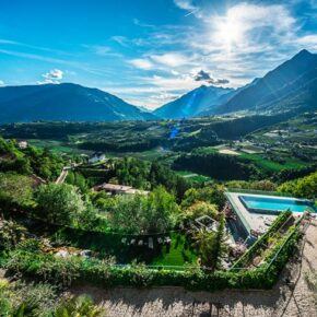 Wellnesstraum: 3 Tage Südtirol im 4.5* Luxushotel in SUITE inkl. Halbpension & Infinity-Pool nur 169€ Wellnesstraum: 3 Tage Südtirol im 4.5* Luxushotel in SUITE inkl. Halbpension & Infinity-Pool nur 169€