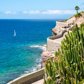 Gran Canaria im Hochsommer: 8 Tage im guten 3* Hotel mit Halbpension, Flug & Transfer nur 462€