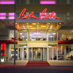 24h Sale: Berlin am Wochenende: 2 Tage im modernen 4* Hotel mit Frühstück & Wellness für 42€ 24h Sale: Berlin am Wochenende: 2 Tage im modernen 4* Hotel mit Frühstück & Wellness für 42€