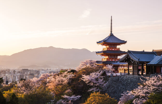 Japan Kyoto Tempel abend