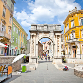 Pula zum Schnäppchenpreis: 8 Tage Kroatien mit TOP Apartment & Flug nur 122€...