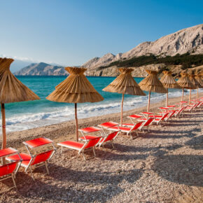 Kracher: 8 Tage Kroatien im eigenen Luxus-Ferienhaus mit Pool & Meerblick inkl. Flüge nur 157€ Kracher: 8 Tage Kroatien im eigenen Luxus-Ferienhaus mit Pool & Meerblick inkl. Flüge nur 157€
