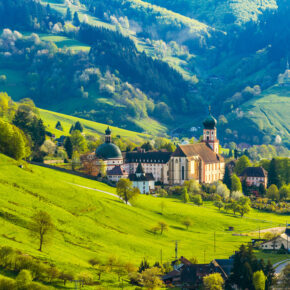 Urlaub im Schwarzwald: Die schönsten Orte, Sehenswürdigkeiten & Aktivitäten