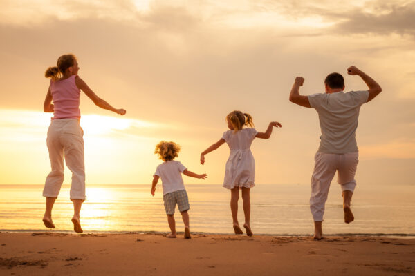 Familie Sonnenuntergang