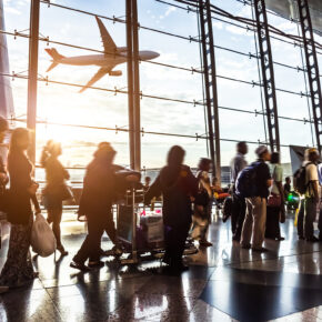 London: Flughafen Heathrow testet „Überholspur“ für Geimpfte