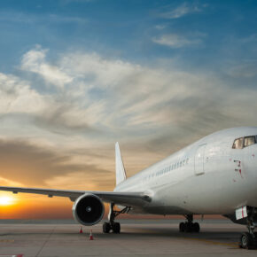 Transavia Gepäck: Bestimmungen & Gebühren in den Tarifen Basic, Plus & Max