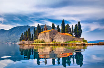 Fly & Drive: 8 Tage in Montenegro mit Mietwagen & Hin- & Rückflug nur 98€