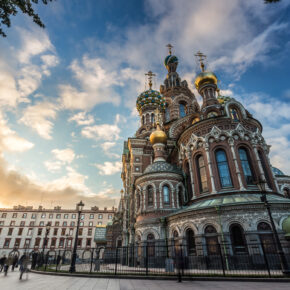 Russland St. Petersburg Kirche Sonnenuntergang