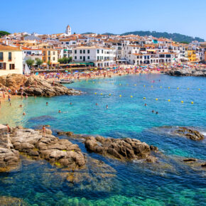 Costa Brava: 8 Tage im 4* Hotel mit Vollpension, Flug & Transfer nur 284€ Costa Brava: 8 Tage im 4* Hotel mit Vollpension, Flug & Transfer nur 284€