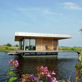 Wasser-Villa direkt im See: 1 Woche Luxus in den Niederlanden mit Sauna ab 167€ Wasser-Villa direkt im See: 1 Woche Luxus in den Niederlanden mit Sauna ab 167€