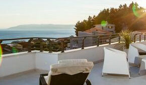 Kroatien: 8 Tage LUXUS-Villa mit Panoramablick, Pool, Jacuzzi & Sonnendeck für 249€ Kroatien: 8 Tage LUXUS-Villa mit Panoramablick, Pool, Jacuzzi & Sonnendeck für 249€