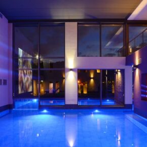 Wellness-Wochenende Niederlande: 3 Tage im 4* Hotel mit Frühstück, Dinner & Thermeneintritt nur 79€ Wellness-Wochenende Niederlande: 3 Tage im 4* Hotel mit Frühstück, Dinner & Thermeneintritt nur 79€