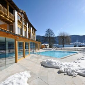 Wellness-Wochenende in Österreich: 3 Tage Kärnten im TOP 4* Hotel mit Halbpension nur 79€ Wellness-Wochenende in Österreich: 3 Tage Kärnten im TOP 4* Hotel mit Halbpension nur 79€